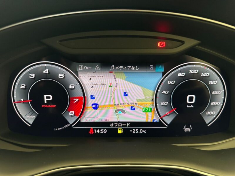 2023 AUDI SQ8 (3BA-F1DWRA)