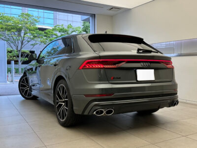 2023 AUDI SQ8 (3BA-F1DWRA)