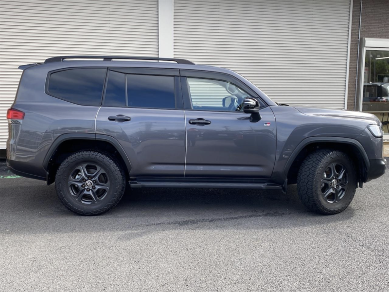 2021 Toyota Land Cruiser GR Sport (3DA-FJA300W)