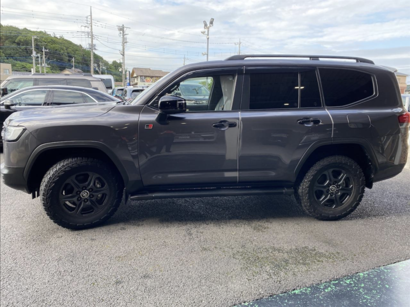 2021 Toyota Land Cruiser GR Sport (3DA-FJA300W)