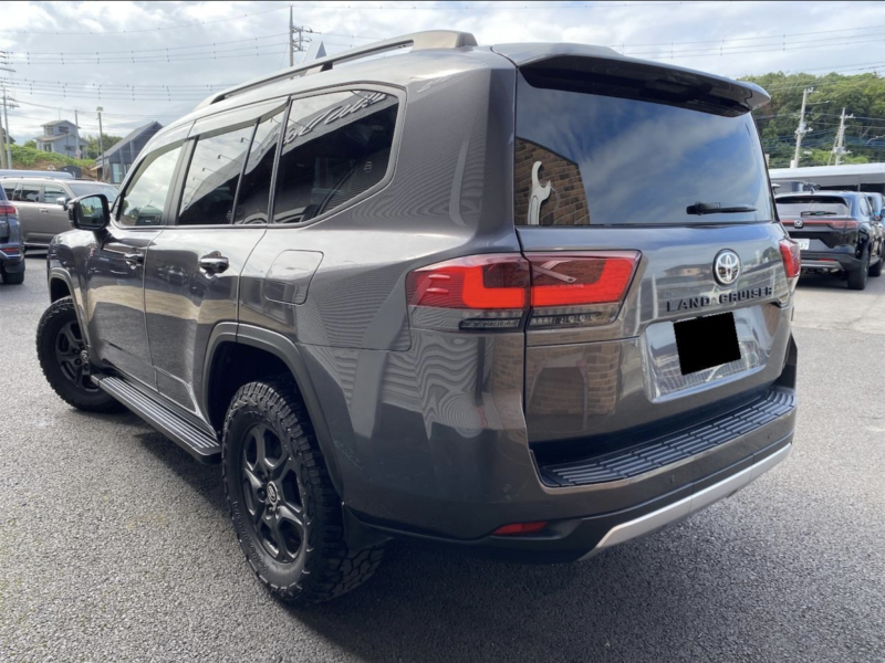 2021 Toyota Land Cruiser GR Sport (3DA-FJA300W)