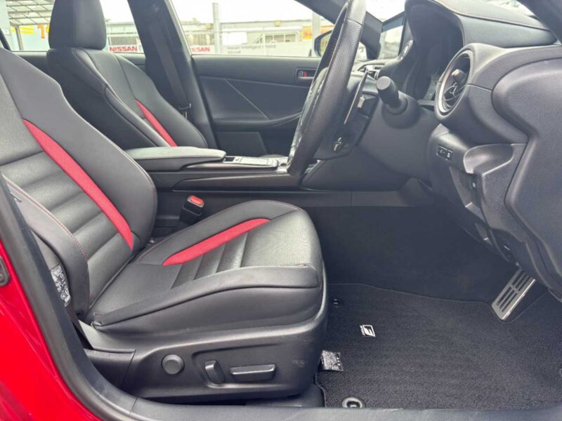 2022 LEXUS IS350 F Sport Mode Glitter (GSE31)