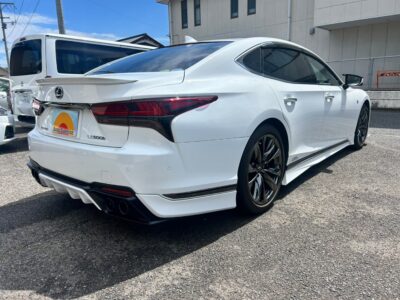 2021 LEXUS LS500h F Sport (GVF50)